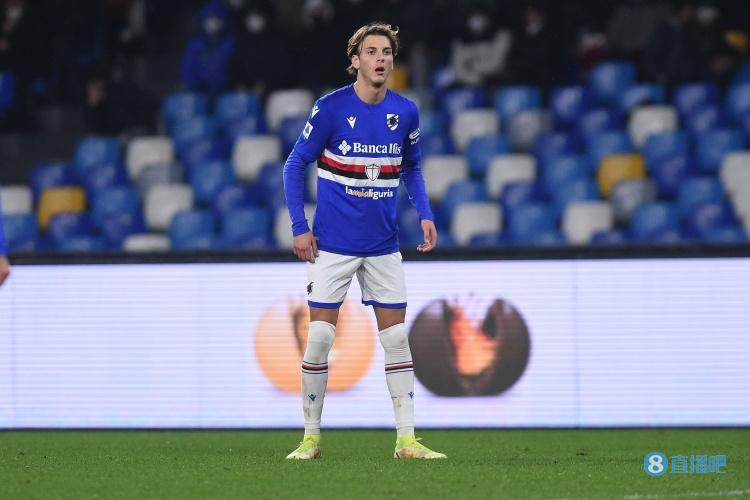 赛季初缺席 赛季初缺席