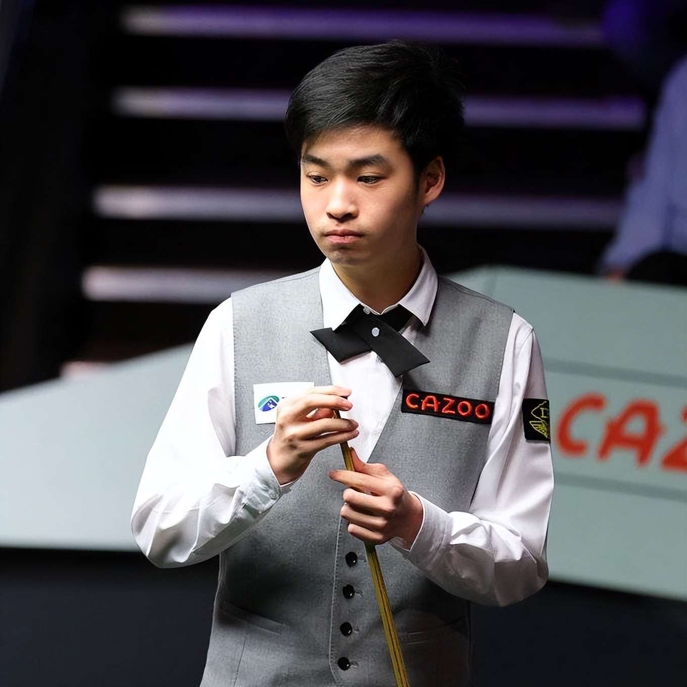 会从不同的 会从不同的