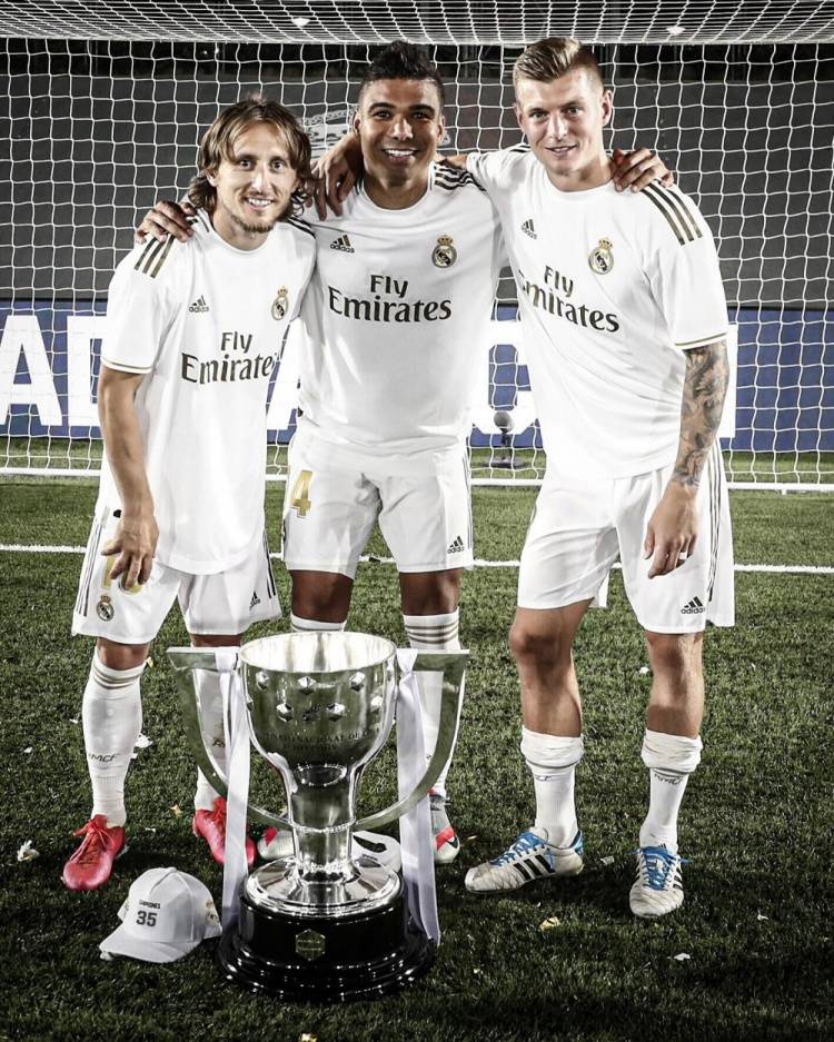 翼对抗来托 翼对抗来托