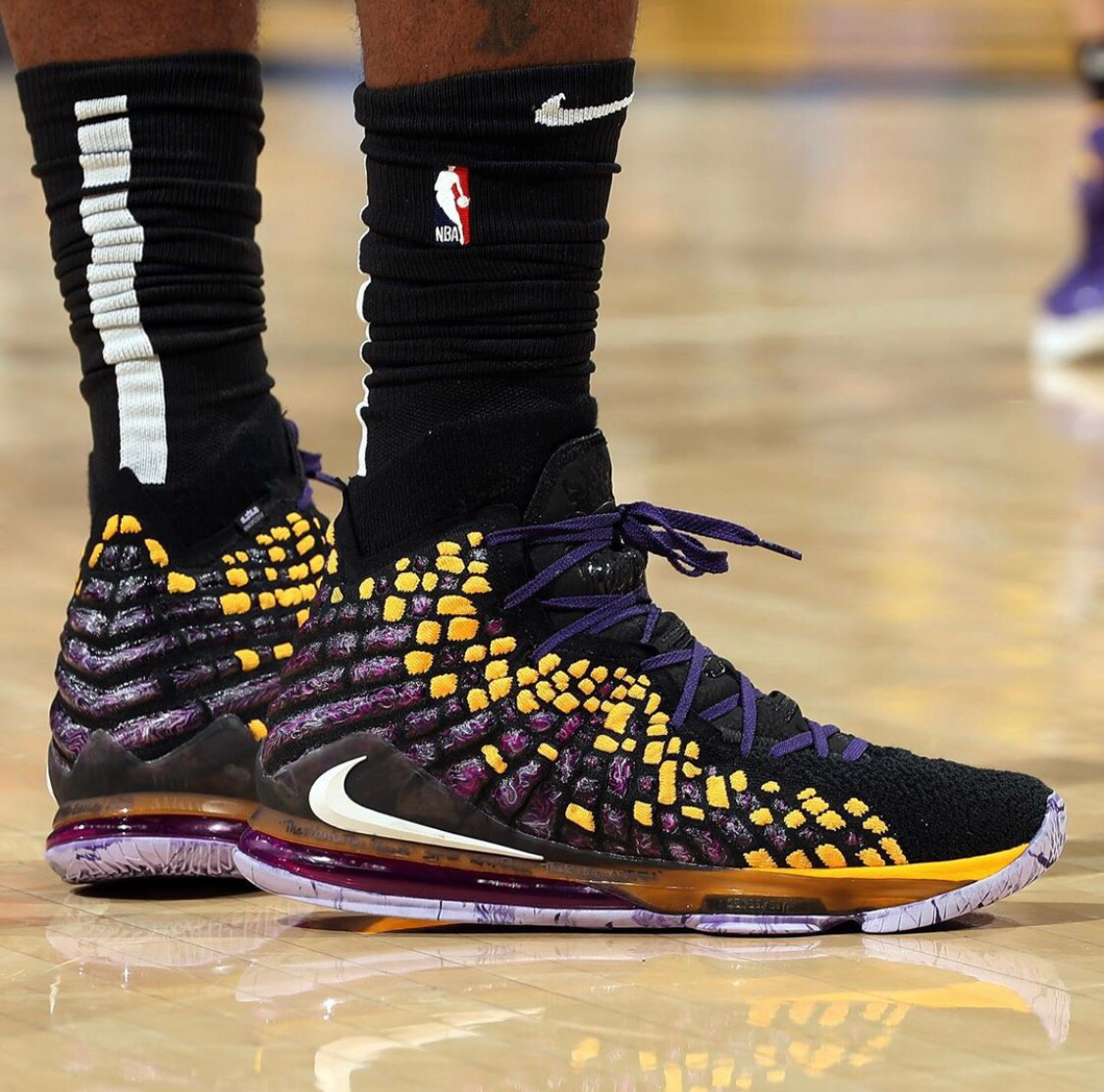 的比赛里 的比赛里