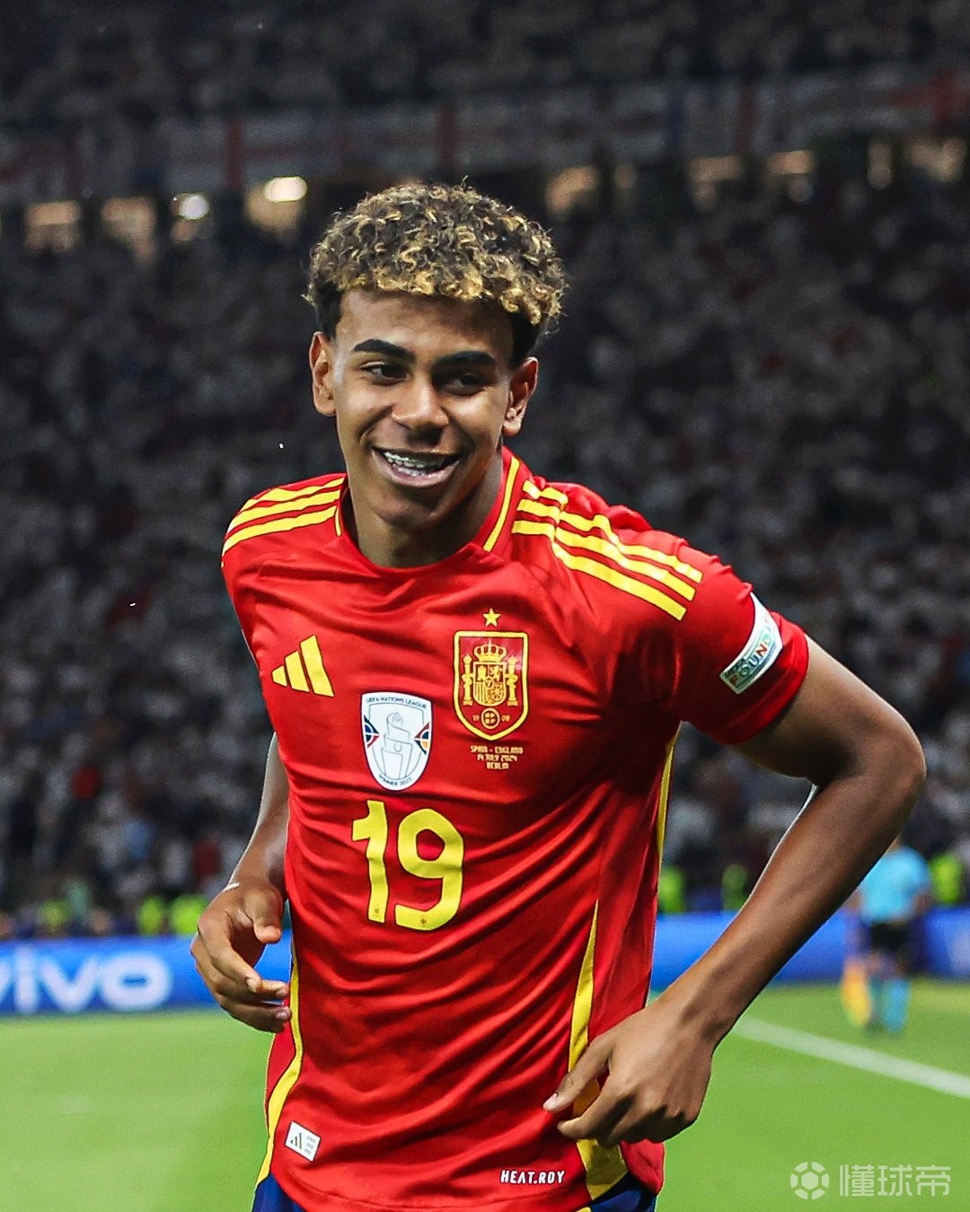 系黑洞吞噬 系黑洞吞噬